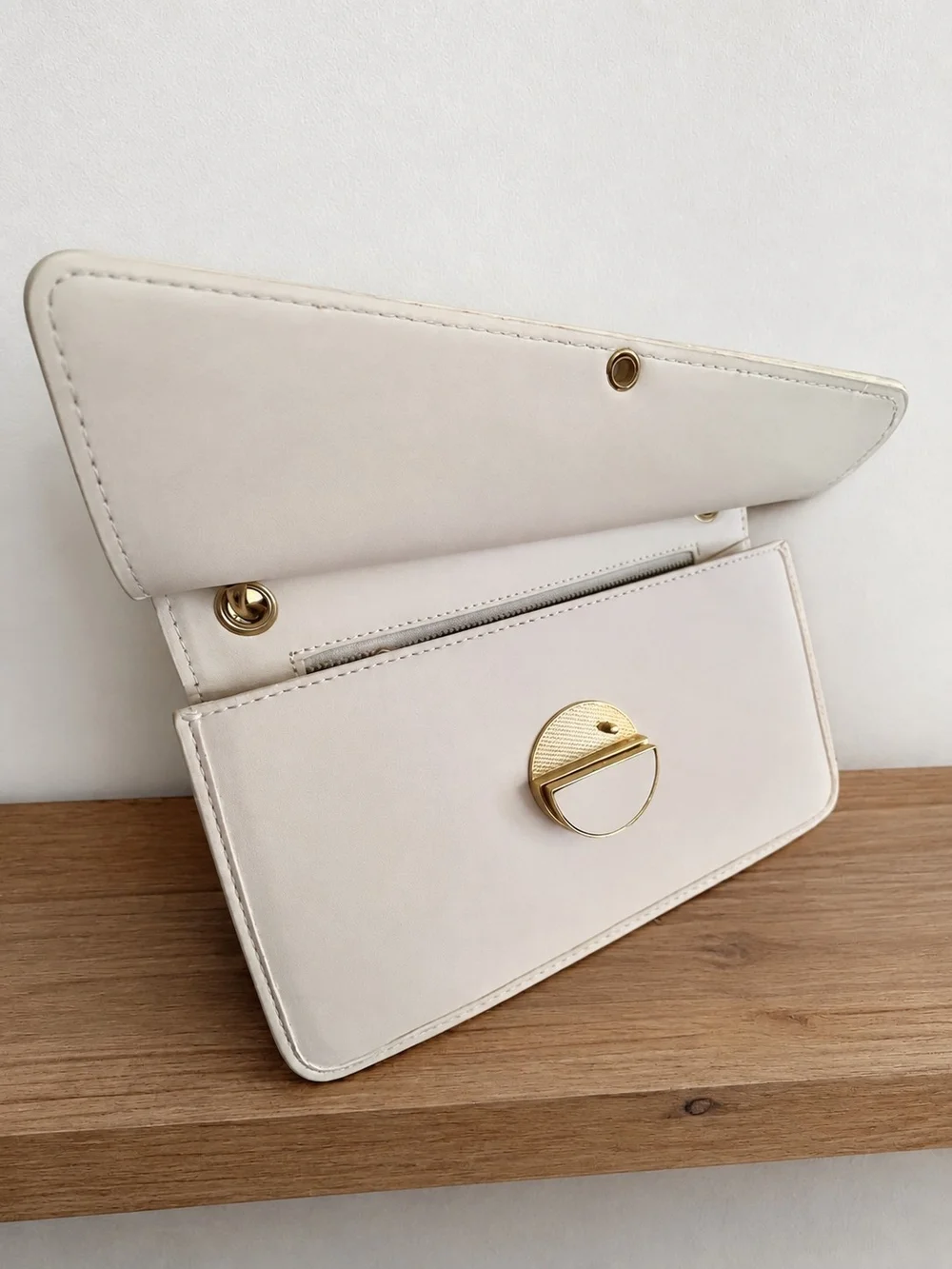 Off White Shoulder Bag with Gold-Tone Hardware & Detachable Crossbody Strap